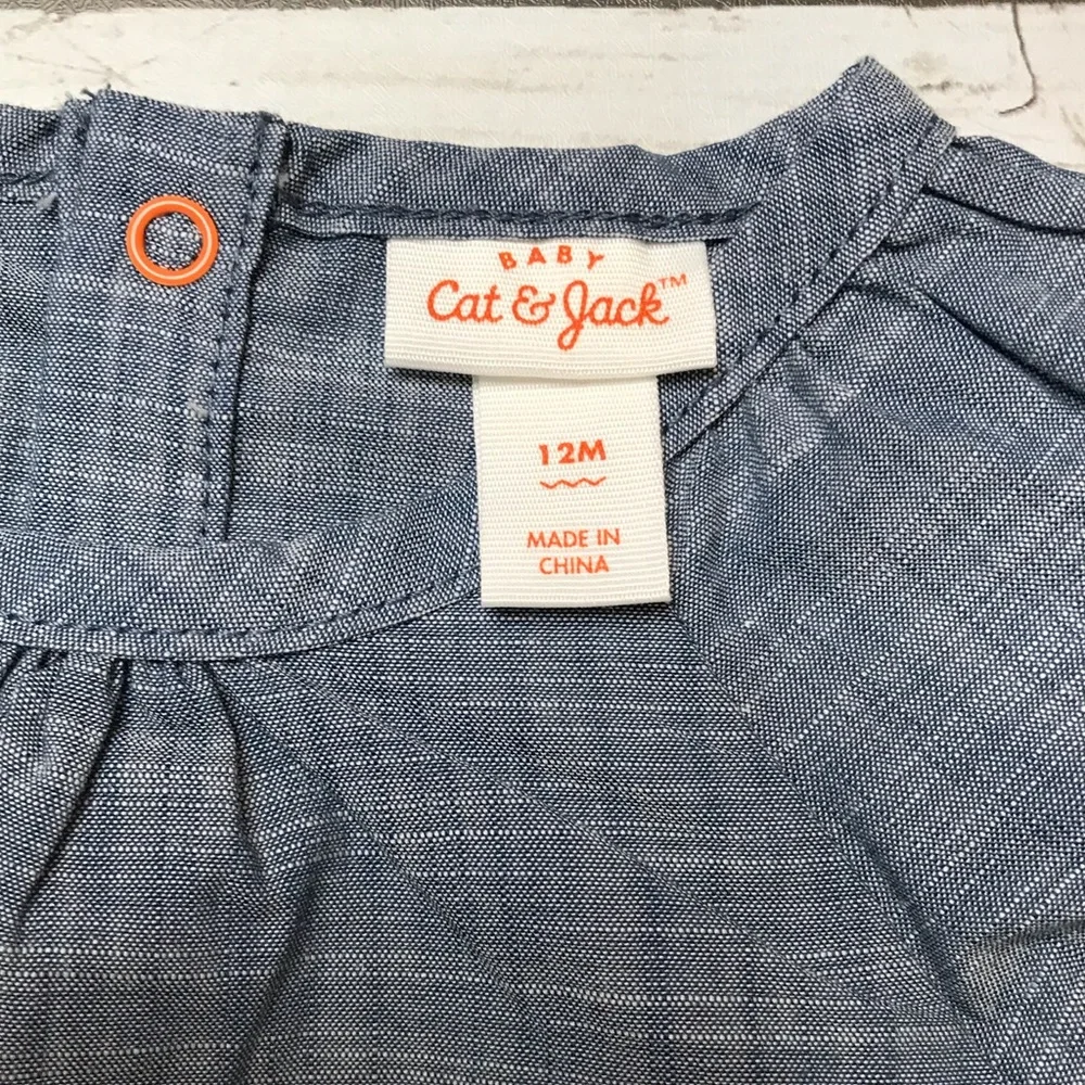 Cat & Jack top free nwt